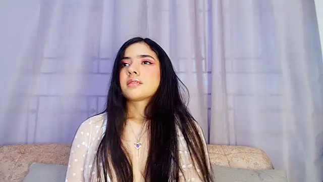 adara johnson   online show from October 29, 2025, 12:51 pm