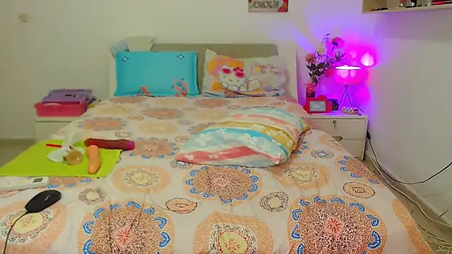 Snapshot of Kendralove31xxx chatting on December 24, 2024, 4:55 am Kendralove31xxx online show from December 24, 2024, 4:55 am