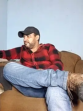 friendsloversex online show from February 8, 2025, 8:10 pm