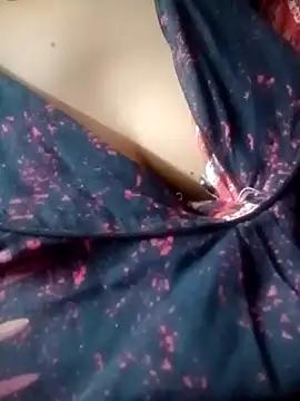 jiyahot1432 online show from December 19, 2024, 7:40 pm