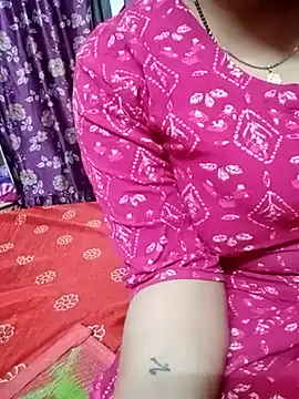 jiyahot1432 online show from February 12, 2025, 6:51 pm