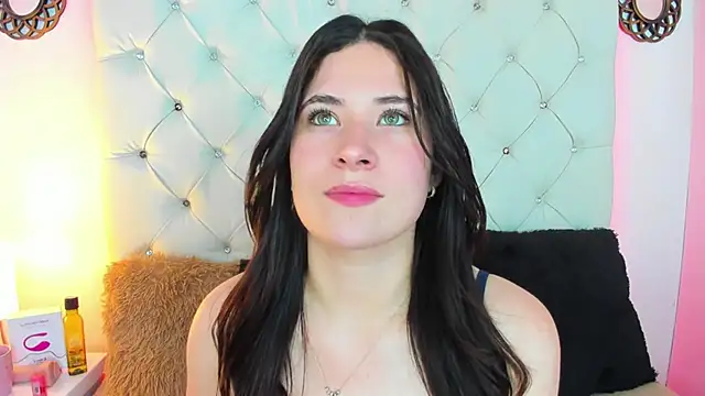 ValeryLovee online show from January 21, 2025, 9:35 am