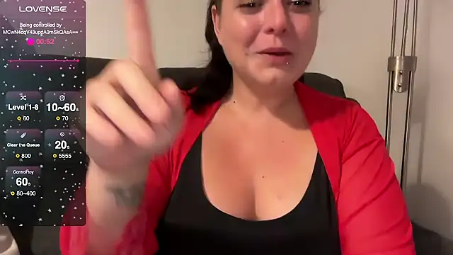 Snapshot of NaughtyWifeUK chatting on September 21, 2025, 1:18 am NaughtyWifeUK online show from September 21, 2025, 1:18 am