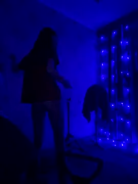 Starry Siren online show from November 15, 2025, 5:42 pm