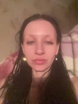 Starry Siren online show from April 9, 2026, 6:35 pm