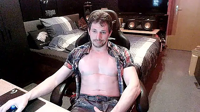 dreamwallker21 online show from March 26, 2026, 7:52 pm