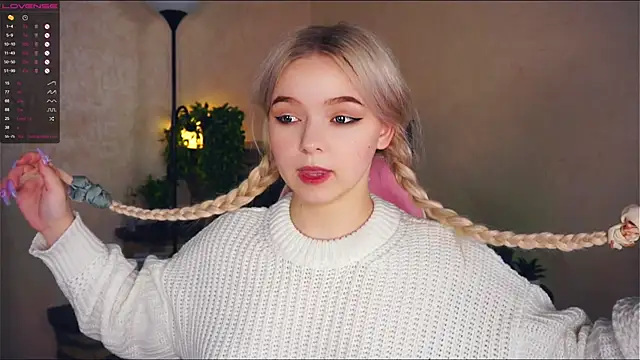 ZaraCreedon online show from February 8, 2025, 10:29 pm