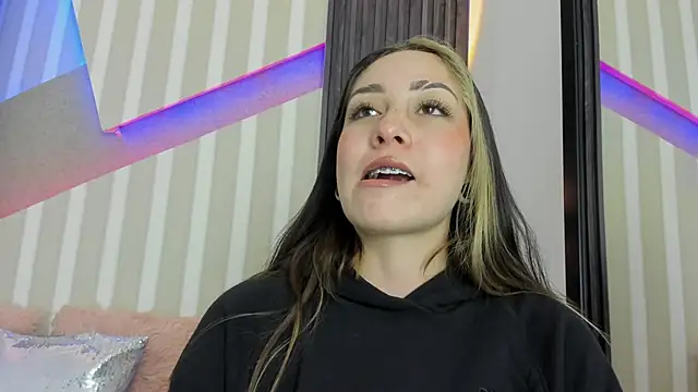 emily layton online show from October 19, 2025, 4:40 pm