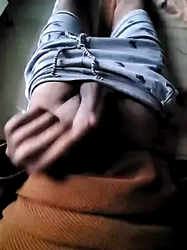 Snapshot of Smartboi007 chatting on January 4, 2025, 12:05 pm Smartboi007 online show from January 4, 2025, 12:05 pm