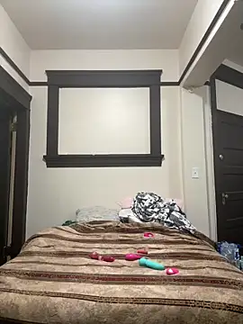 Snapshot of SunnyRays69 chatting on September 15, 2025, 8:25 am SunnyRays69 online show from September 15, 2025, 8:25 am