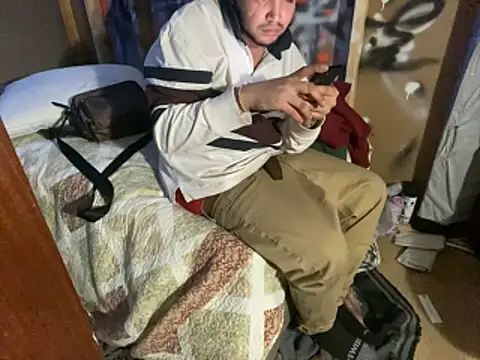 KeptupHack online show from December 15, 2025, 5:34 am