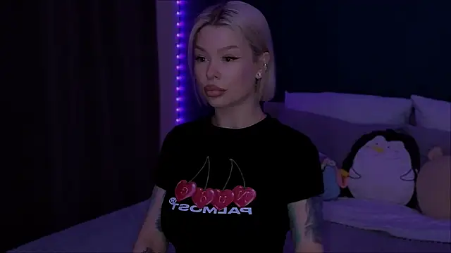 Snapshot of Sasha_Mason chatting on May 2, 2026, 10:48 pm Sasha Mason online show from May 2, 2026, 10:48 pm