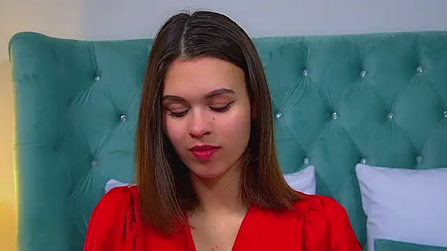 PollyLanders online show from September 27, 2025, 6:24 pm