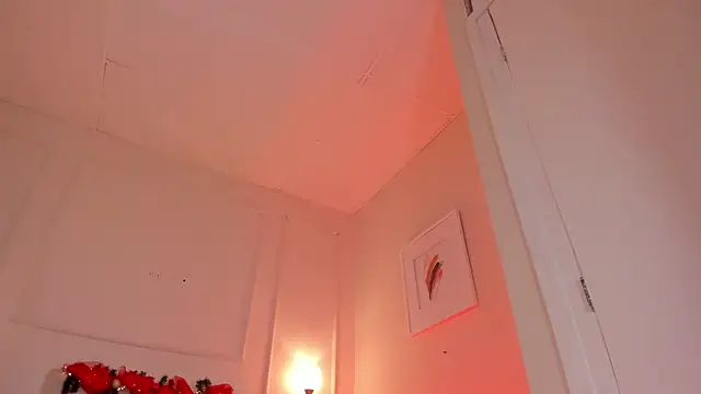 Snapshot of dani_skinny_ chatting on December 7, 2024, 11:40 am dani skinny online show from December 7, 2024, 11:40 am