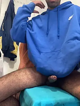 Lucascacaca online show from March 20, 2026, 11:04 am