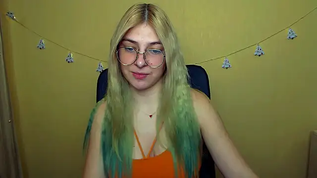 Luna Lush  online show from December 14, 2024, 12:33 pm