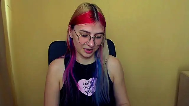 Luna Lush  online show from March 14, 2025, 11:56 am