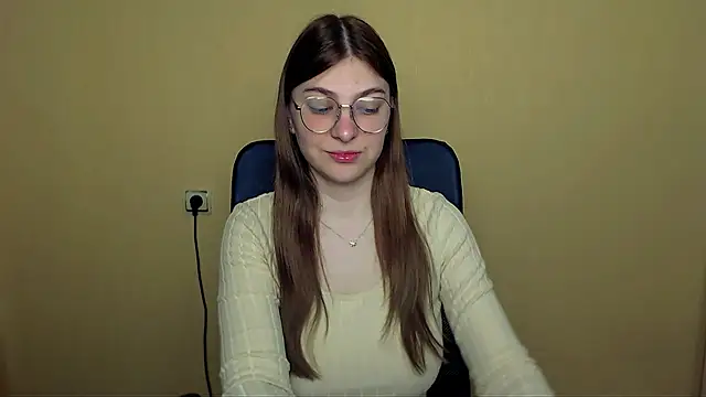 Snapshot of Luna_Lush_ chatting on April 28, 2026, 8:41 am Luna Lush online show from April 28, 2026, 8:41 am