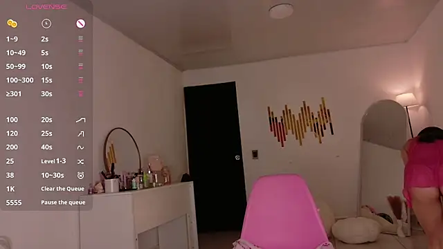 Sarah cam06 online show from February 18, 2026, 1:01 am