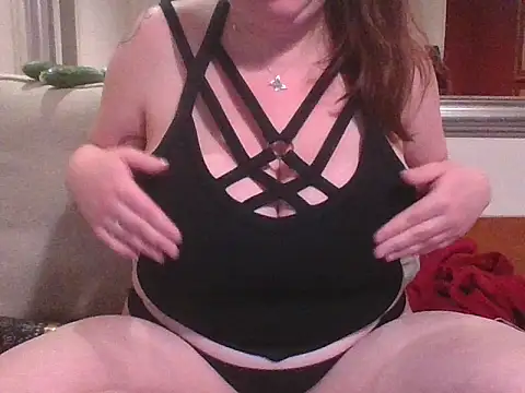 Snapshot of Maline26_ chatting on February 16, 2026, 7:21 pm Maline26 online show from February 16, 2026, 7:21 pm