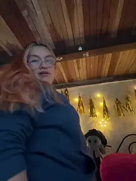SophiaWeestt99 online show from May 13, 2026, 2:31 am