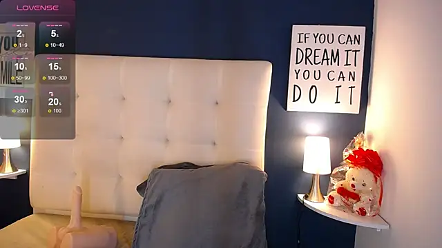 Emmawattsom online show from February 6, 2025, 4:03 pm