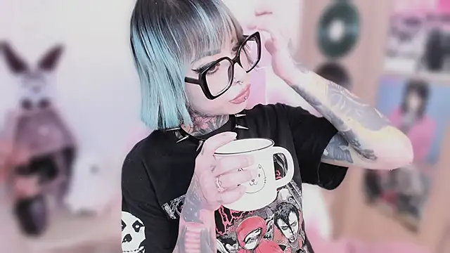 Snapshot of NikkiRamone chatting on February 23, 2026, 11:18 am NikkiRamone online show from February 23, 2026, 11:18 am