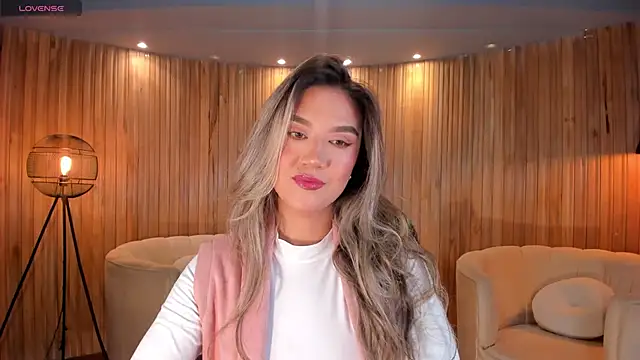 RebeccaHudson online show from February 8, 2025, 3:08 am