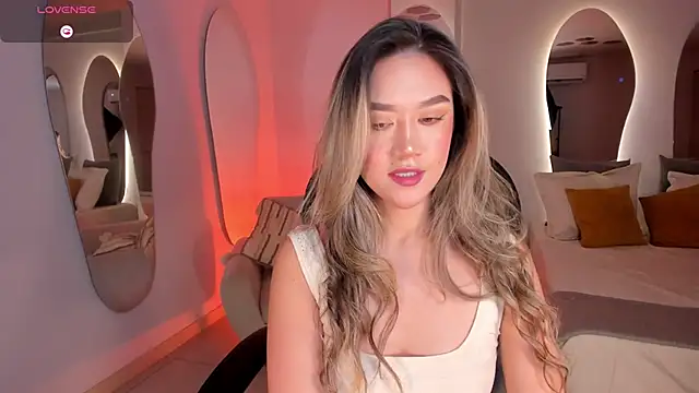 RebeccaHudson online show from March 2, 2025, 11:09 pm