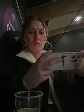 M1ssyk1ssy online show from February 2, 2025, 10:28 pm