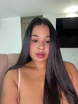 Aitana98  online show from April 14, 2026, 1:33 am