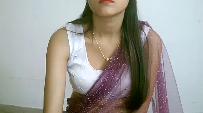 Snapshot of collage_hoty chatting on January 5, 2025, 7:39 pm collage hoty online show from January 5, 2025, 7:39 pm