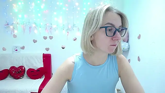 VasilisaSii online show from September 12, 2025, 5:07 am