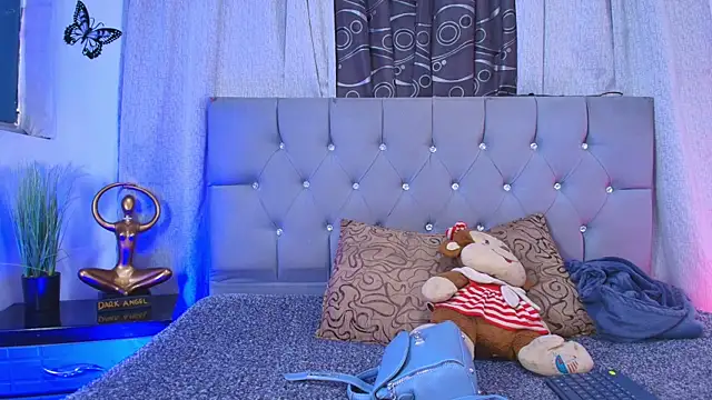 meggan 77 online show from November 29, 2025, 3:37 pm