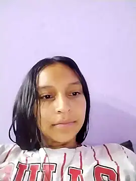 emma ambar online show from January 6, 2025, 1:42 am