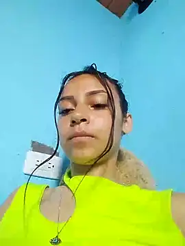 emma ambar online show from February 2, 2025, 7:46 pm