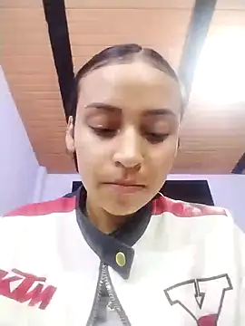 emma ambar online show from February 19, 2025, 12:46 am