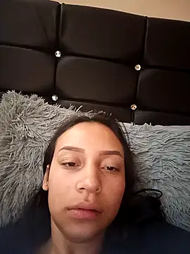 emma ambar online show from September 10, 2025, 5:35 pm