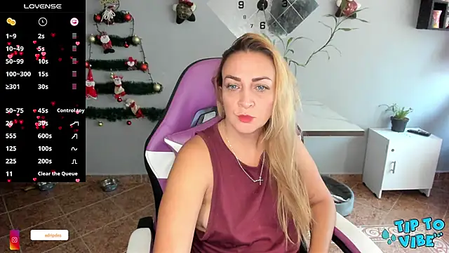 karen mature69 online show from November 21, 2025, 12:26 pm