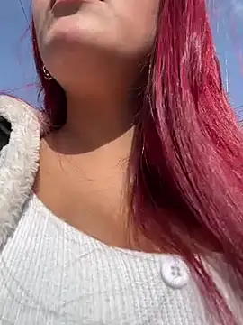 lia moon77 online show from January 14, 2025, 7:43 pm