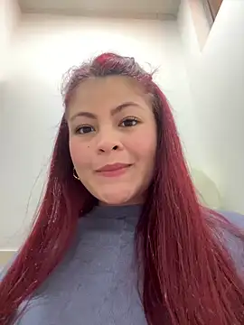 lia moon77 online show from February 6, 2025, 8:02 pm