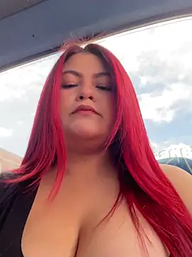 lia moon77 online show from November 26, 2025, 7:04 pm