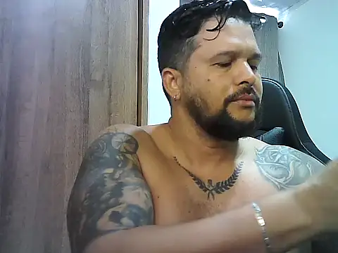 tupapito00 online show from March 25, 2026, 4:02 pm