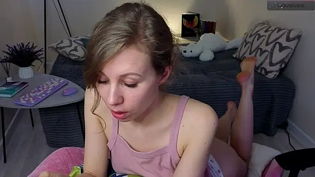 Lill Mary online show from March 5, 2025, 7:38 am