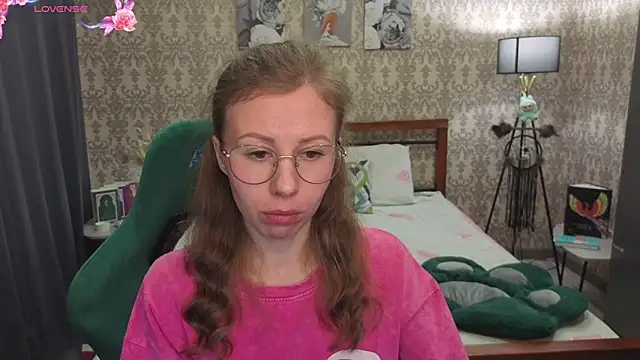 Lill Mary online show from February 15, 2026, 3:14 am