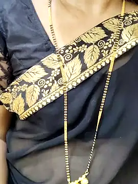 anuradha1432 online show from September 12, 2025, 10:04 am