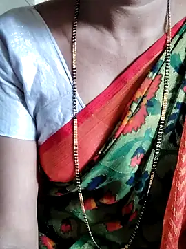 anuradha1432 online show from October 16, 2025, 9:43 am