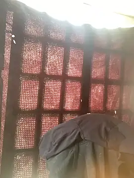 baby lizy online show from January 21, 2025, 8:43 pm