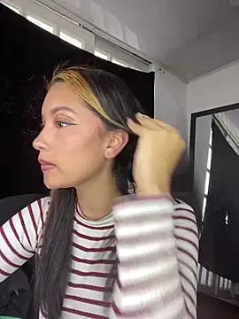 baby lizy online show from January 28, 2025, 10:34 pm