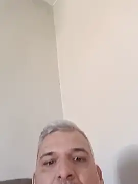 Snapshot of Holaluz2 chatting on January 13, 2026, 1:05 pm Holaluz2 online show from January 13, 2026, 1:05 pm